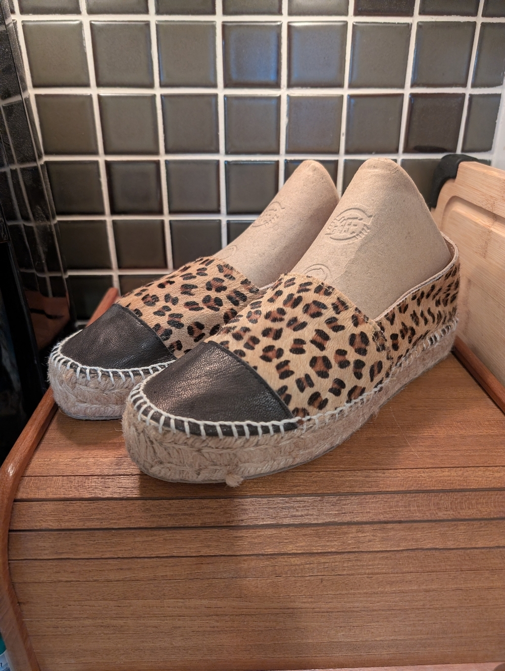 NWOT Tony Bianco Leather Espadrilles,38